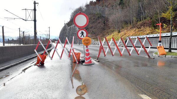 Перекрытая дорога в австрийской провинции Зальцбург. 18 ноября 2019 