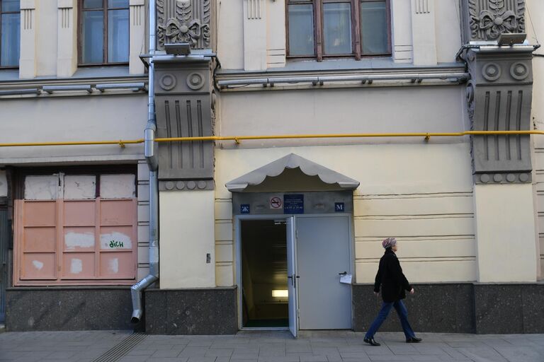 Туалет на Покровке, 19 Туалет на Покровке, 19