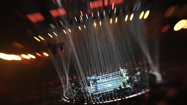 Ринг во время полуфинального поединка Всемирной боксерской суперсерии (WBSS) между Муратом Гассиевым (Россия) и Юниером Дортикосом (Куба) в Сочи.