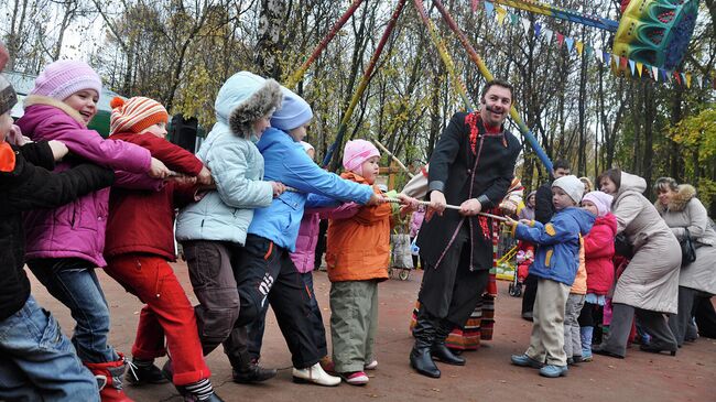 Праздничные мероприятиях в городском парке в городе Мытищи