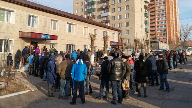 Очередь за медицинскими справками для водителей в Забайкальский краевой наркологический диспансер