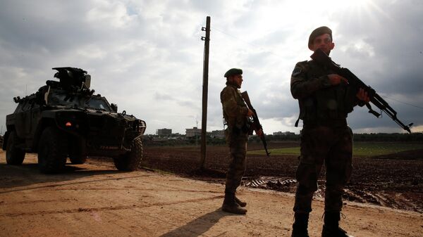 Контролируемый Турцией контрольно-пропускной пункт на окраине города Аазаз в Сирии