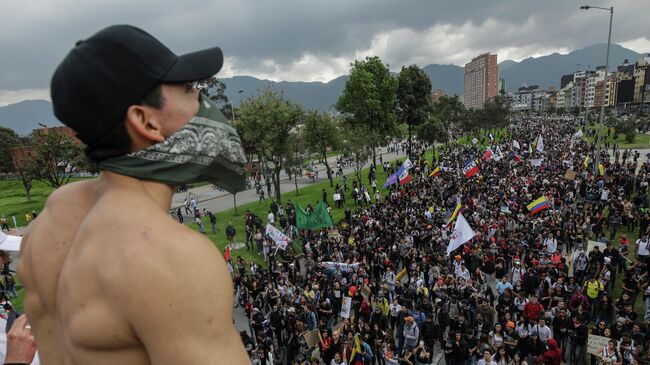 Антиправительственная демонстрация в Боготе, Колумбия. 21 ноября 2019