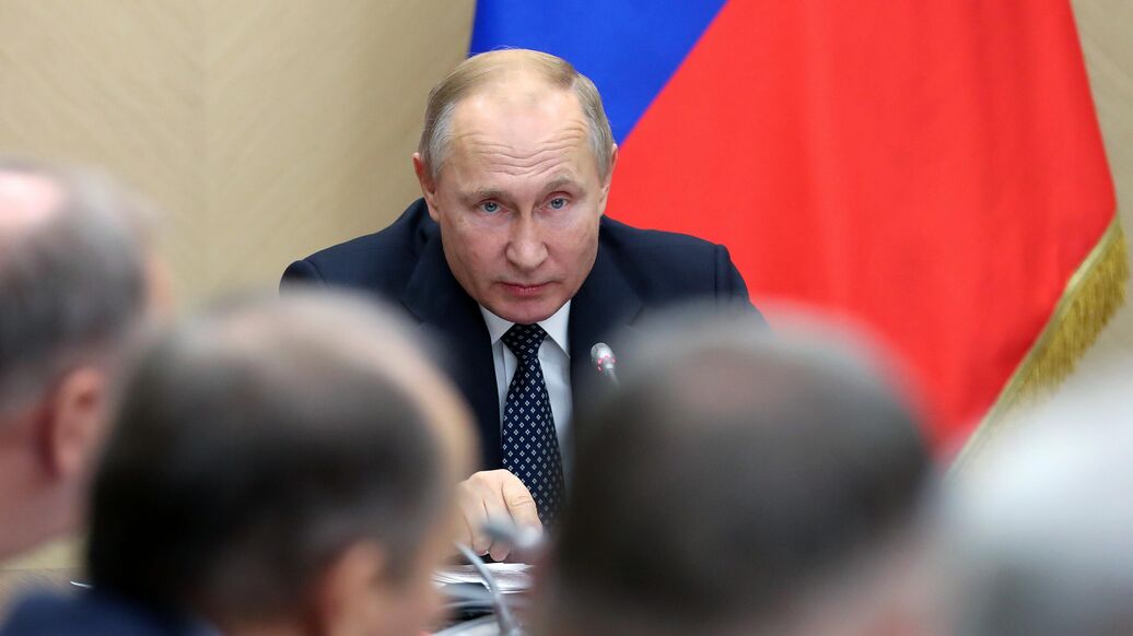 Путин внес в Госдуму протокол о статусе формирований сил ОДКБ