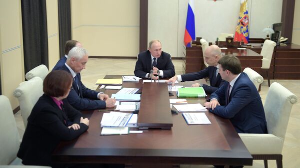 Президент РФ Владимир Путин проводит совещание по вопросам экономики. 22 ноября 2019