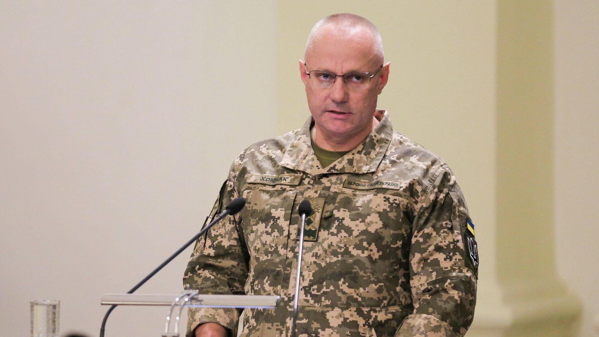 Украинский генерал командующий армией. Начальник Генштаба ВСУ.