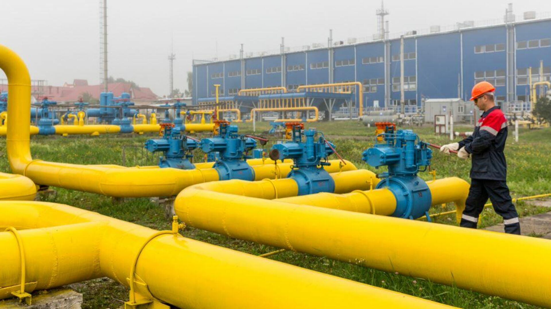 Media: EU discussing guarantees for companies looking to store gas in Ukraine