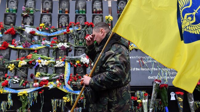 Памятные мероприятия возле мемориала Героев Небесной сотни в Киеве