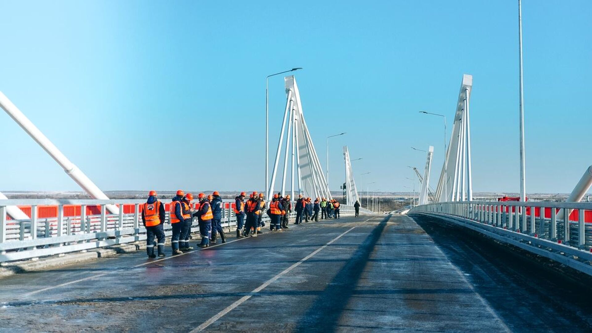 Завершено строительство моста через Амур между Россией и Китаем - РИА Новости, 1920, 13.10.2021