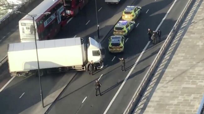 Полиция на мосту в Лондоне. 29 ноября 2019