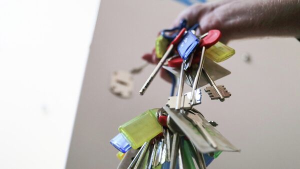 Ключи от квартир многоэтажного жилого дома