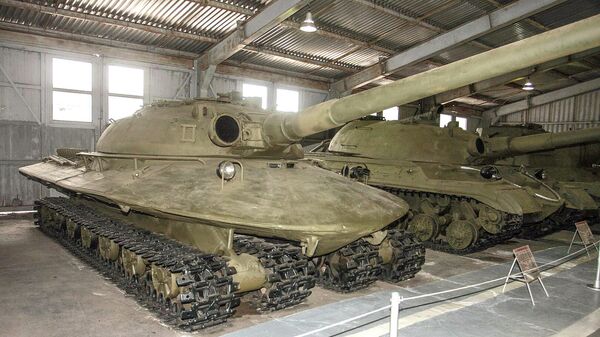 Опытный тяжёлый танк в музее бронетанковой техники в Кубинке
