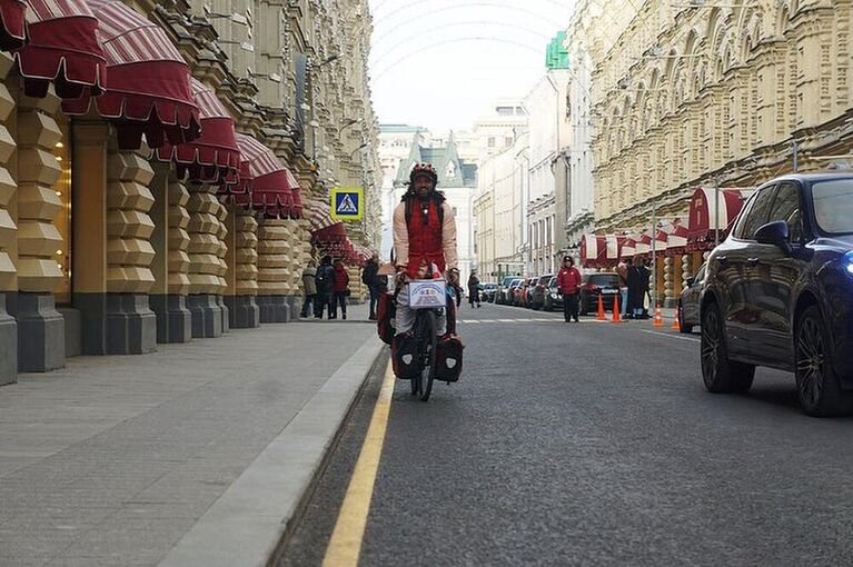 Путешественник Сомен Дебнатх в Москве