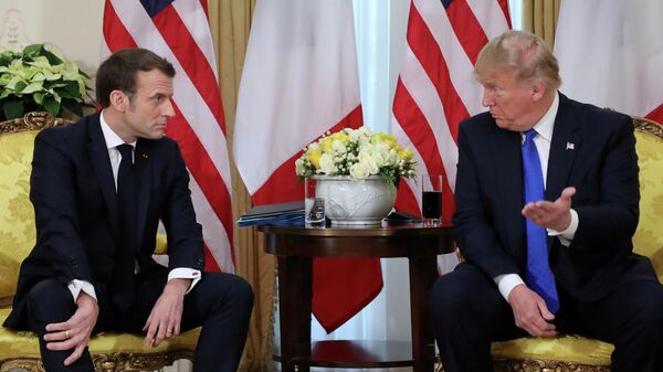 Президент Франции Эммануэль Макрон и президент США Дональд Трамп во время встречи на саммите НАТО в Великобритании. 3 декабря 2019