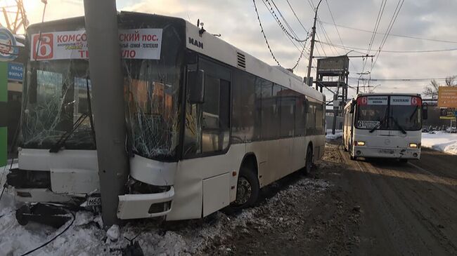 На месте ДТП с участием автобуса в Саратове. 4 декабря 2019