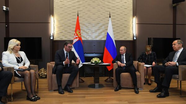 Президент РФ Владимир Путин и президент Сербии Александр Вучич во время встречи.  4 декабря 2019