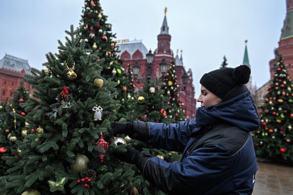 Новогодние украшения Москвы