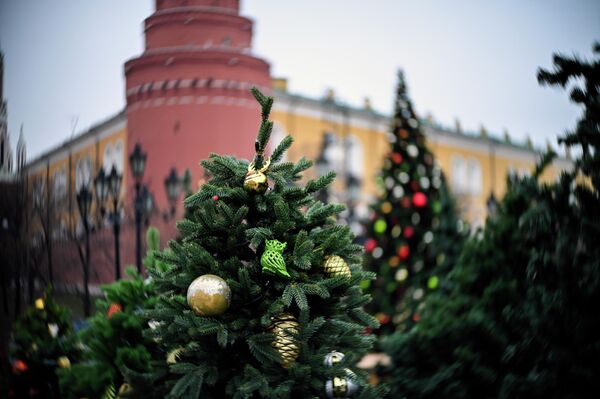 Новогодние украшения Москвы