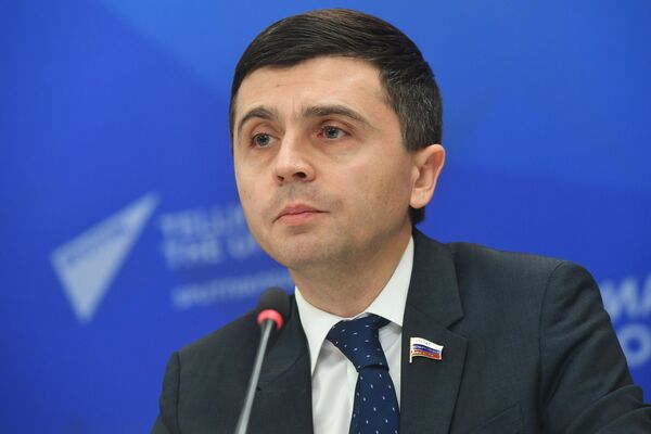 Заместитель председателя Комитета Государственной Думы Российской Федерации по делам национальностей Руслан Бальбек Заместитель председателя Комитета Государственной Думы Российской Федерации по делам национальностей Руслан Бальбек