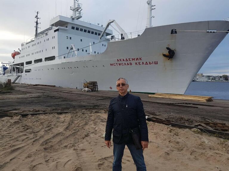 Руководитель экспедиции на судне Академик Мстислав Келдыш, член-корреспондент РАН, профессор ТПУ Игорь Семилетов