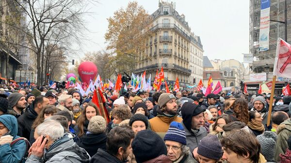 Во время демонстрации в Париже, Франция
