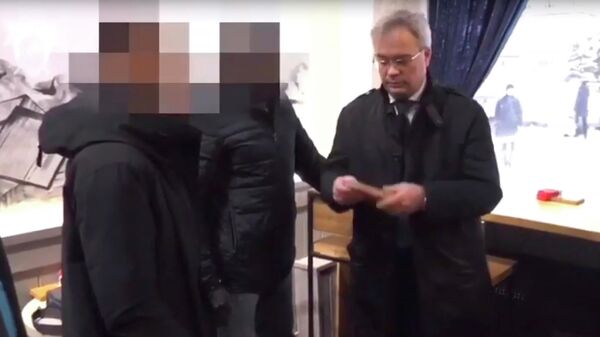 Стоп-кадр оперативного видео задержания Сергея Родионова