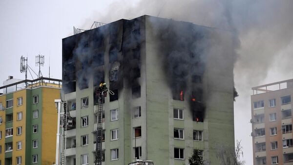 Пожар в результате взрыв газа в жилом доме в городе Прешов в Словакии