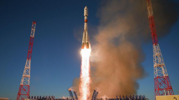 Пуск ракеты-носителя среднего класса Союз-2.1б с космическим аппаратом системы ГЛОНАСС с космодрома Плесецк. 11 декабря 2019