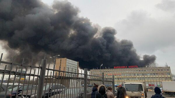 Пожар на складе на юге Москвы
