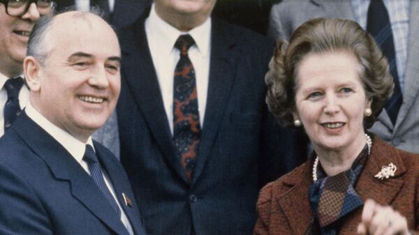 Генеральный секретарь ЦК КПСС Михаил Горбачев и премьер-министр Великобритании Маргарет Тэтчер в Лондоне. 1984 год