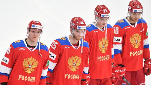 Игроки сборной России перед началом матча