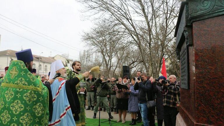 В Керчи открыли памятник князю Глебу и Игумену Никону