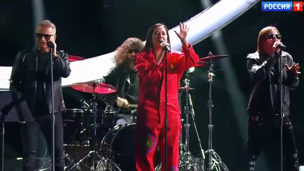 Выступление группы Куртки Кобейна на вручении музыкальной премии Виктория. Стоп-кадр видео