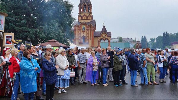 Фестиваль Шукшинские дни на Алтае в селе Сростки