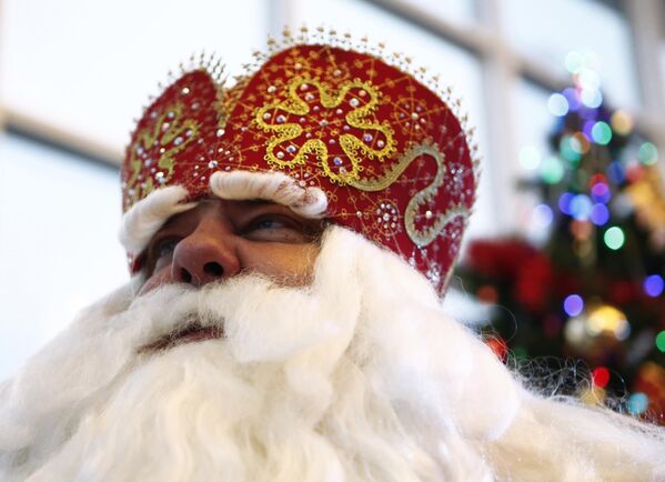 Дед Мороз из Великого Устюга на празднике Нашествие Дедов Морозов в Рыбинске