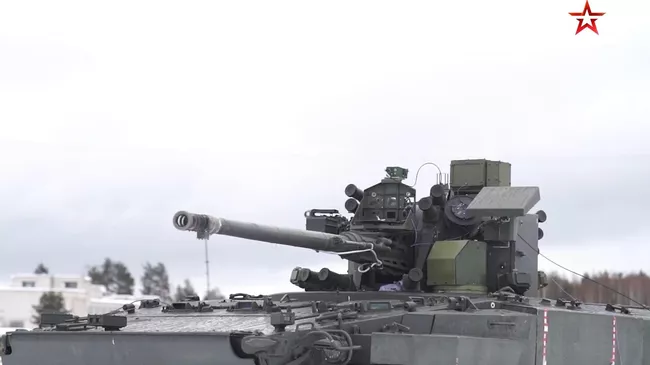 Испытания новейшей боевой машины Деривация попали на видео