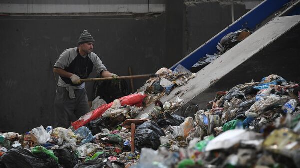 Сортировка отходов в Москве