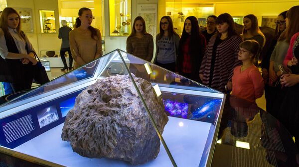 Метеорит Челябинск в Краеведческом музее в Челябинске