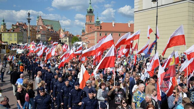 Марш против ЕС в Варшаве