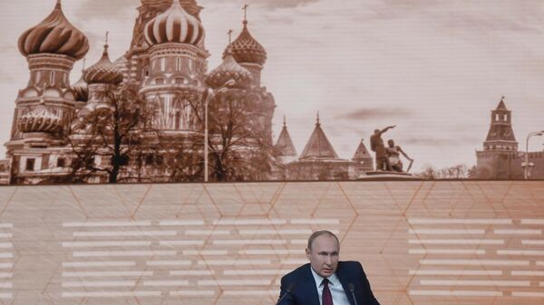  Президент РФ Владимир Путин на большой ежегодной пресс-конференции 