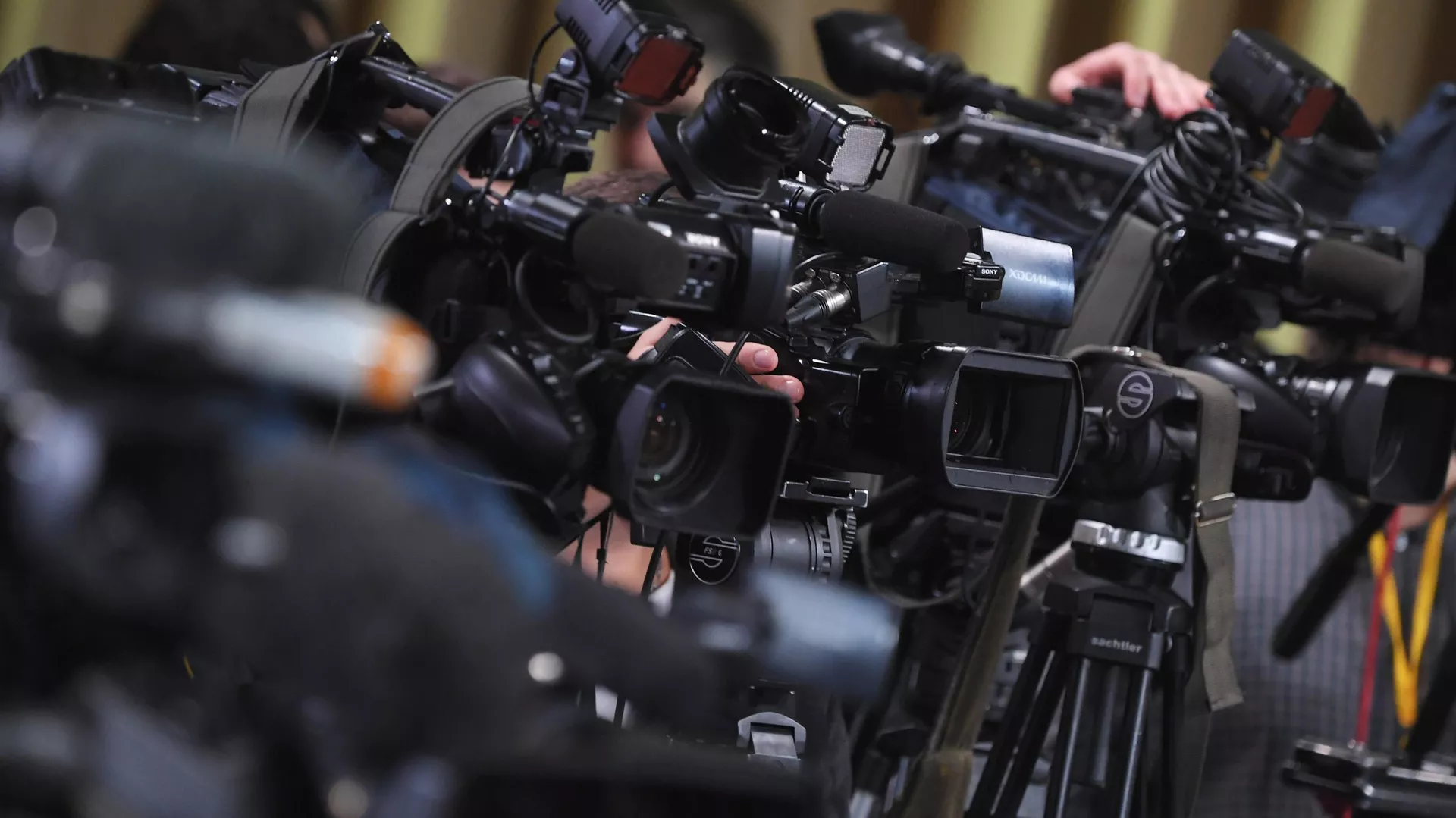 Россия ограничила вещание для более чем 80 зарубежных СМИ