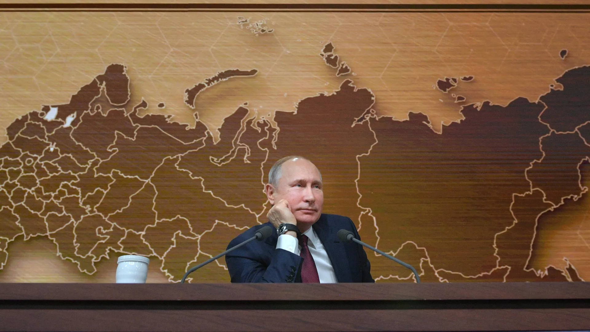 Президент РФ Владимир Путин на большой ежегодной пресс-конференции - РИА Новости, 1920, 16.12.2020