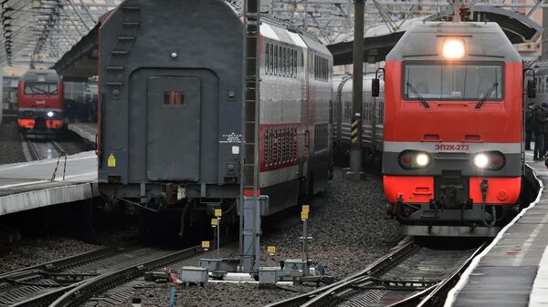 Отправление поезда Таврия из Санкт-Петербурга в Крым