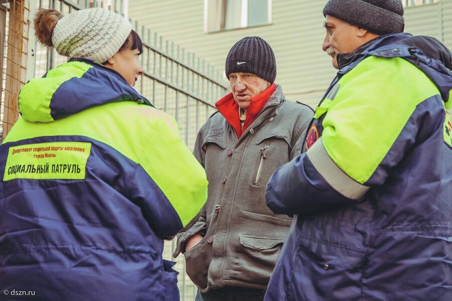 Работа социального патруля на улицах города