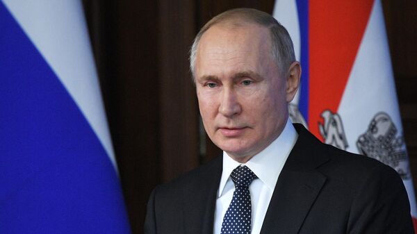 Верховный главнокомандующий, президент России Владимир Путин на ежегодном расширенном заседании коллегии министерства обороны