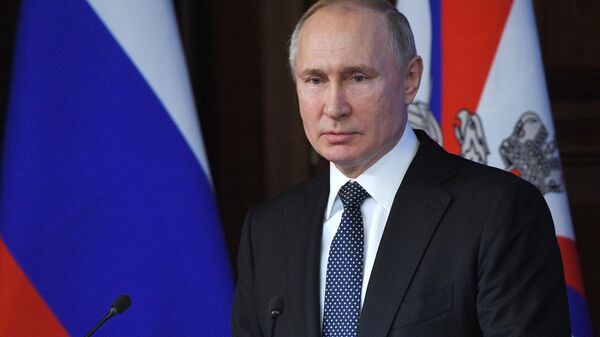 Верховный главнокомандующий, президент России Владимир Путин на ежегодном расширенном заседании коллегии министерства обороны