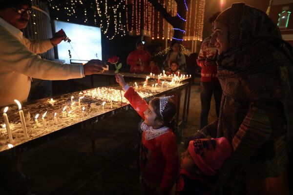 Празднование католического Рождества в Индии