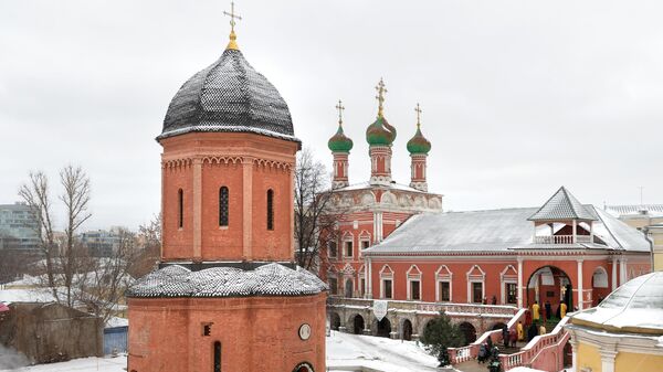 Высоко-Петровский мужской монастырь на Петровском бульваре в Москве