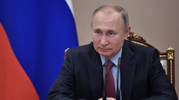 Президент РФ Владимир Путин проводит оперативное совещание с членами Совета Безопасности РФ
