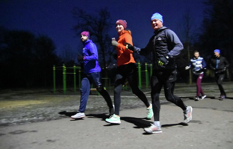 Губернатор Курской области Роман Старовойт на пробежке